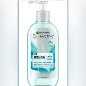 Garnier SkinActive Refreshing Cleanser - Light Green 3 bottles (311)